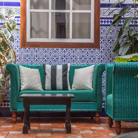 Aminta ベッド・アンド・ブレックファスト 3*