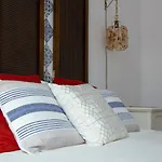 Aminta Charmy In Vegueta 3*