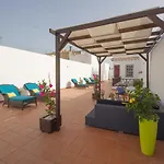 Aminta Charmy In Vegueta Bed & Breakfast 3*