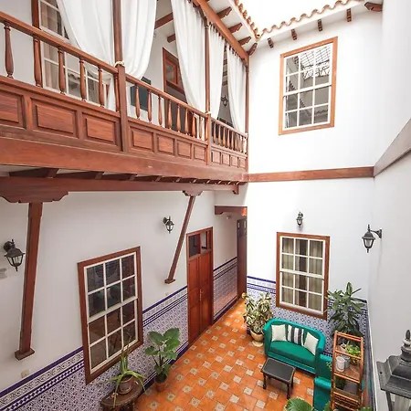 Aminta Las Palmas de Gran Canaria